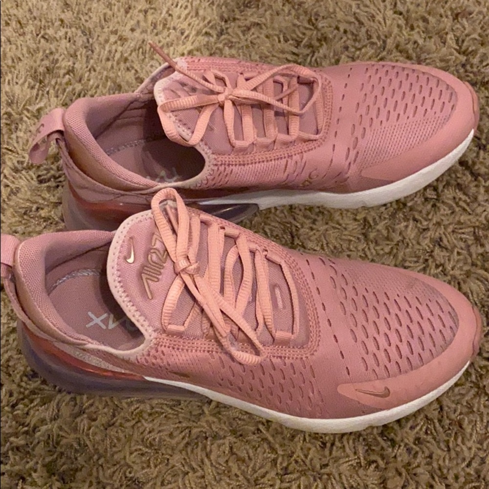 Nike air max’s 270